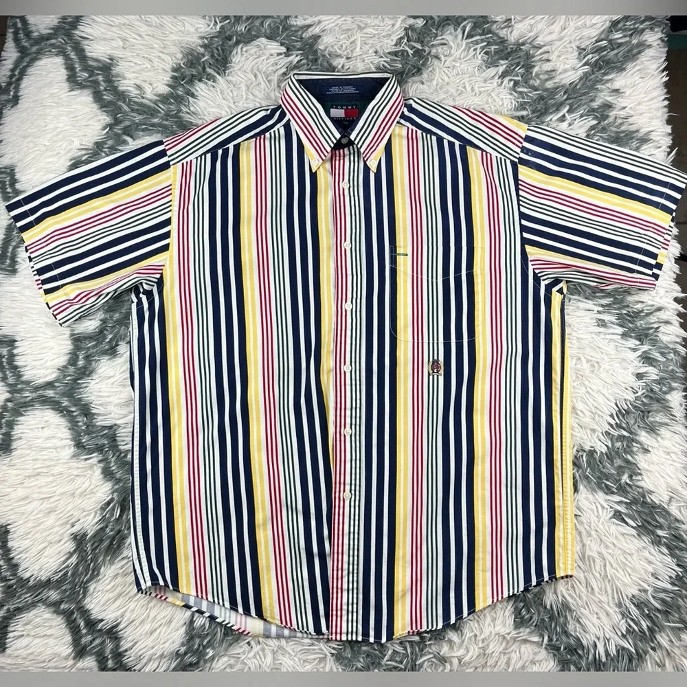 Tommy Hilfiger Men’s Short Sleeve Multi-color Striped Button Up Shirt Size M